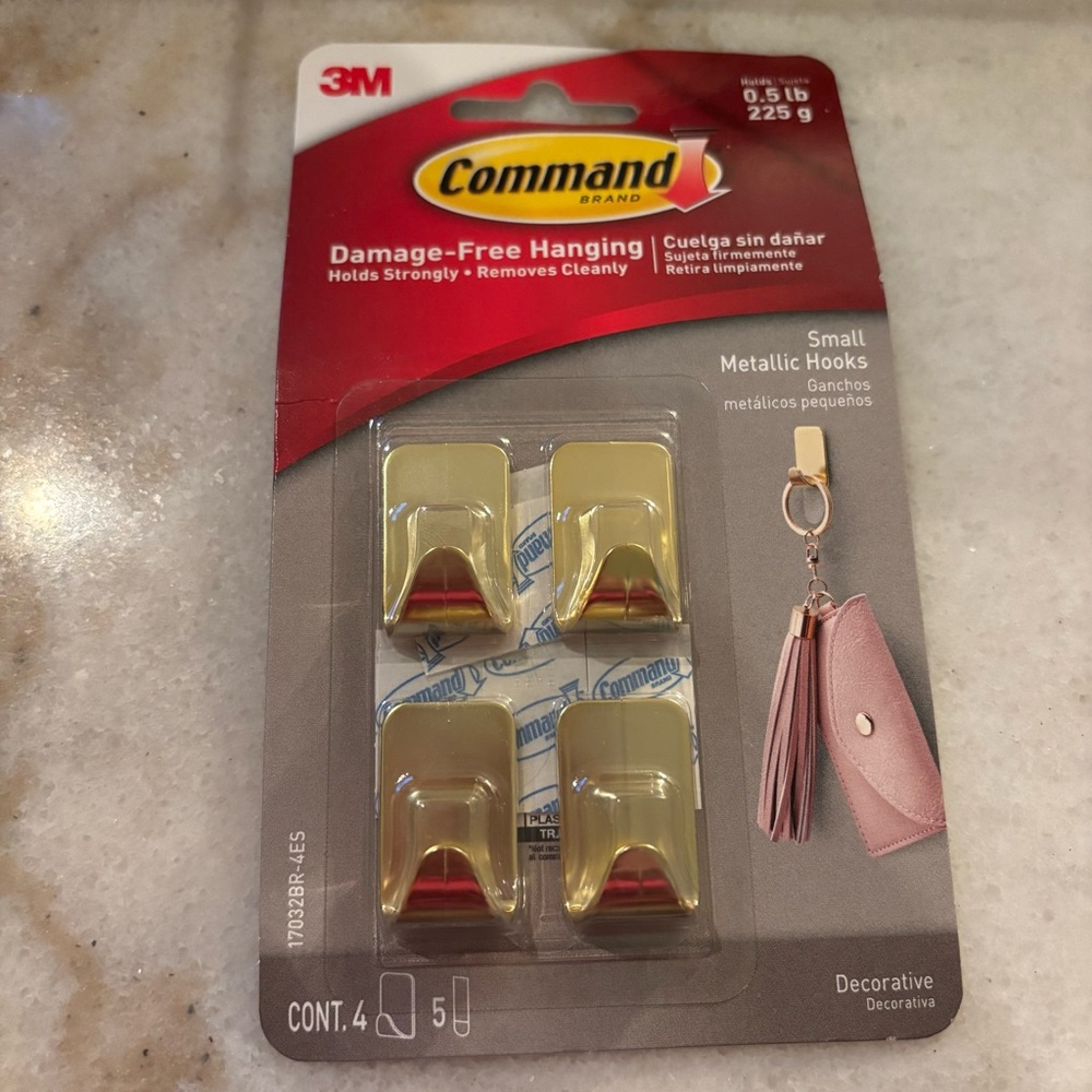 3M Command Small Metallic Hooks - Gold